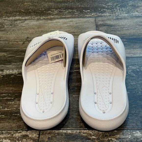 Nike Victori One Shower Slide Mens Size 9 White Black Beach Pool CZ5478-100 NIB - Picture 5 of 10